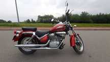 SUZUKI Intruder 125