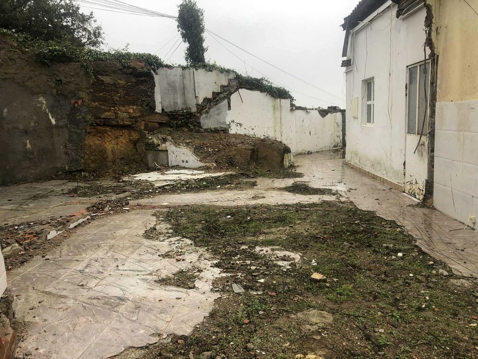 Venda de terreno com ruina para restauro total,  Viana do Castelo.