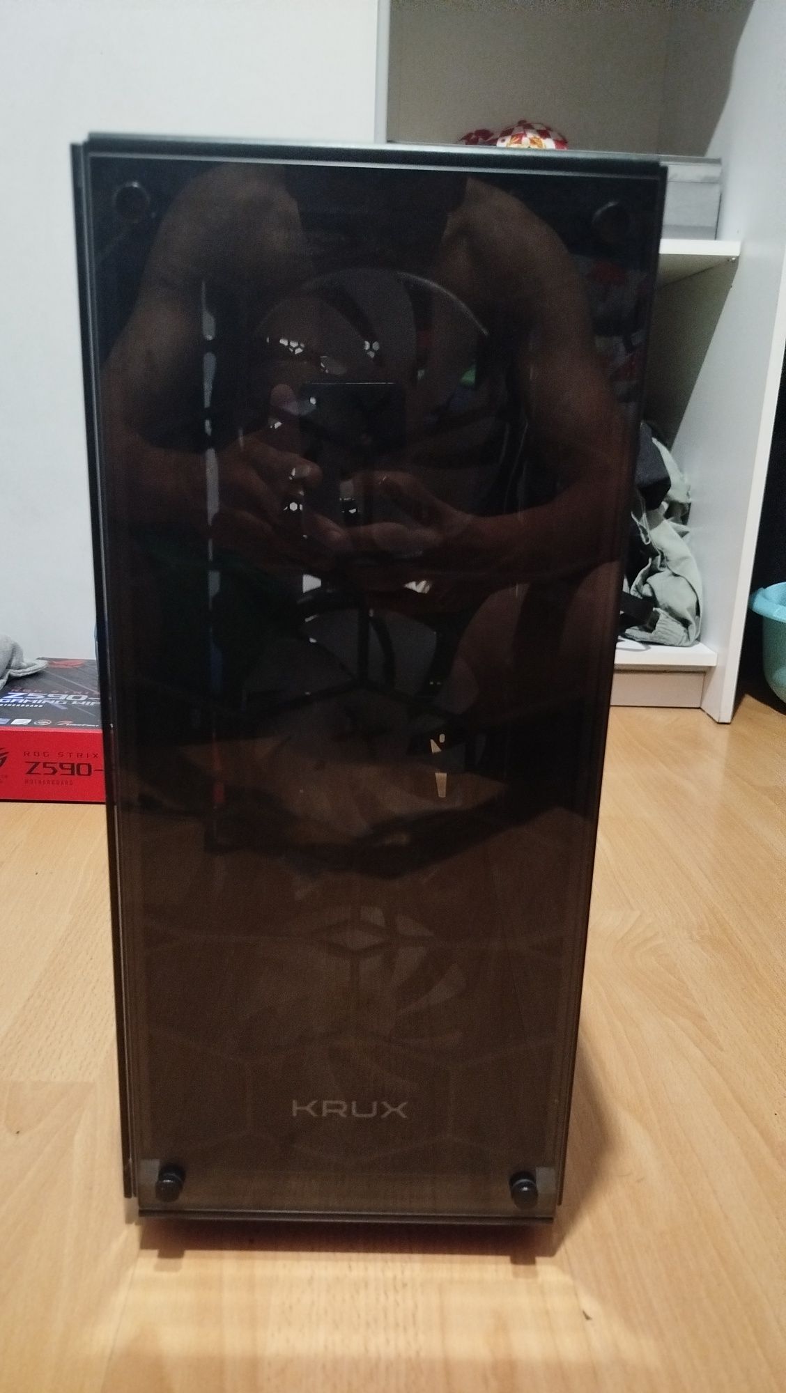 ZESTAW Obudowa Krux Leda + 4 Wentylatory Krux Lunar