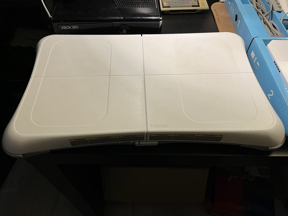 Nintendo Wii Box Mega Zestaw + dodatki + gry