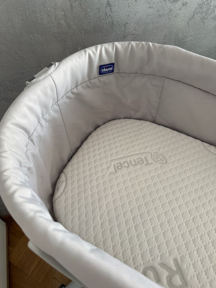Chicco Baby Hug 4w1 + materac Rucken