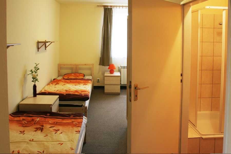 Hostel pracowniczy, pokoje, mieszkanie kwatery noclegi centrum Krakowa
