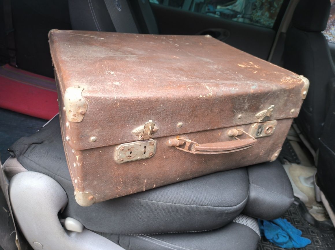 Кейс кофр чемодан для баяна в гарному стані