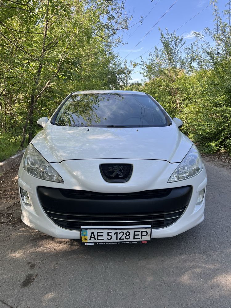 Peugeot 308 2011 1,6 газ/бенз