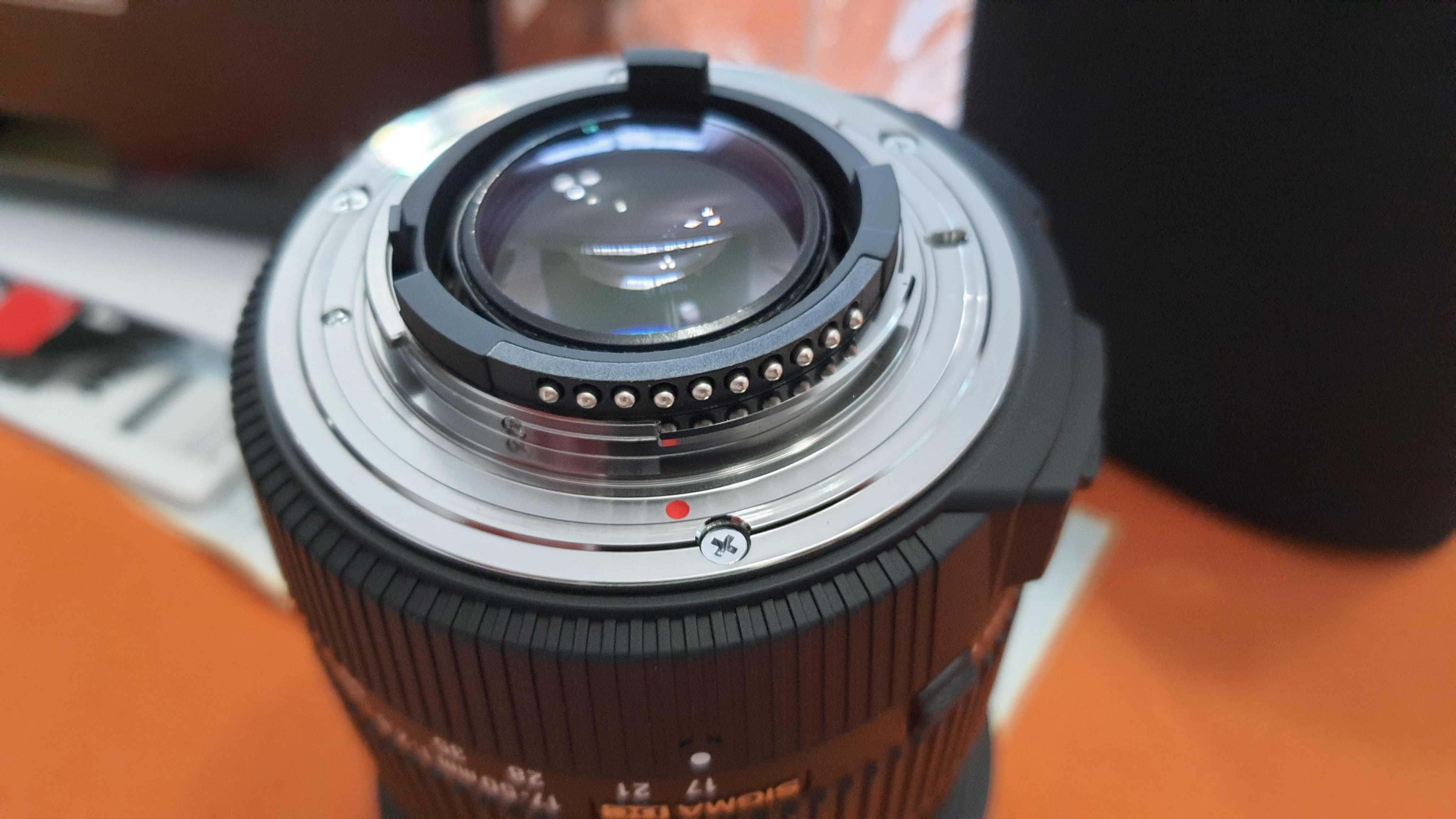 Sigma 17-50 mm f/2.8 EX DC OS HSM Nikon F