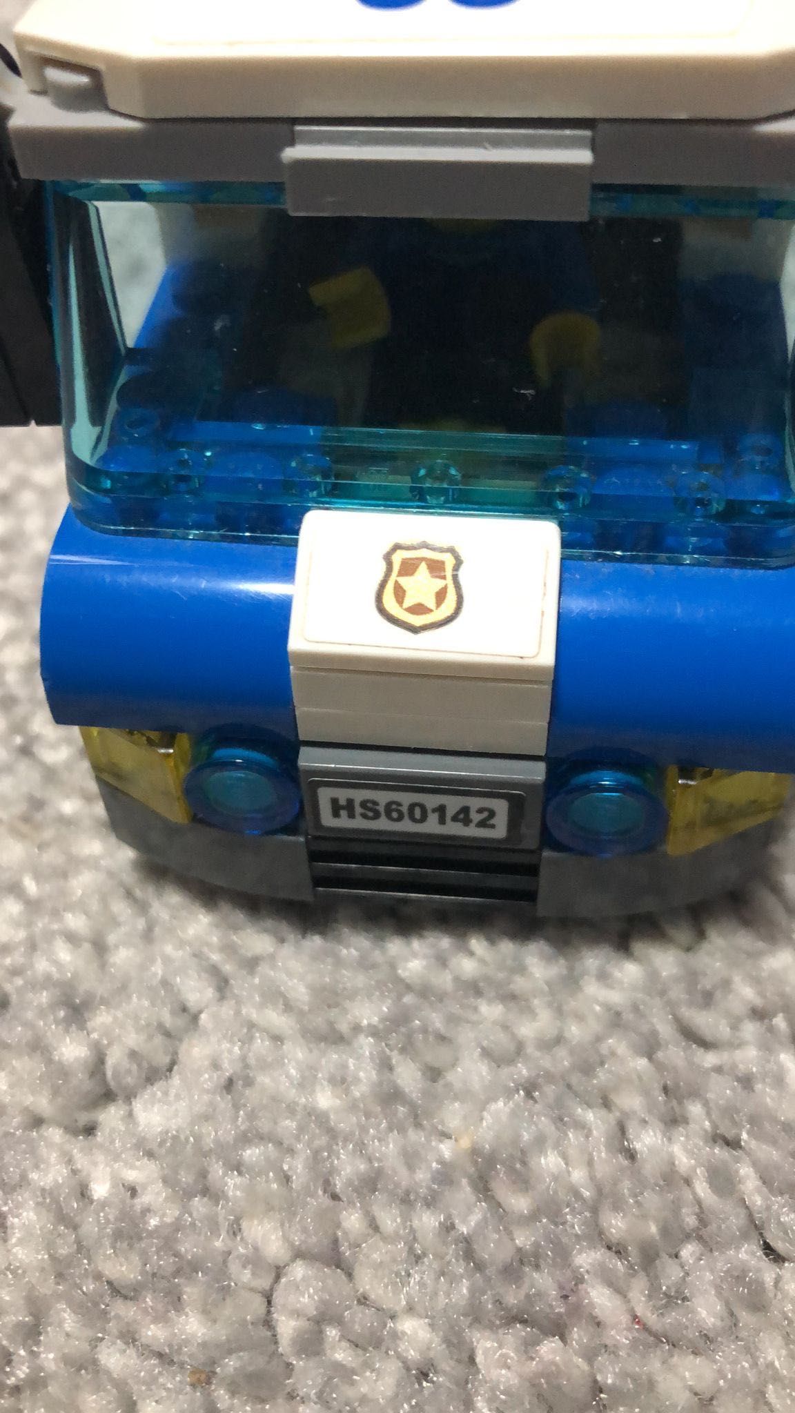 Furgonetka do przewozu pieniędzy LEGO 60142