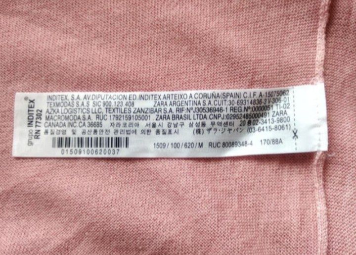 Новий натуральний светр  ZARA принт пильна троянда UK 14-16 EUR 42-44