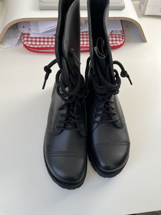 Botas exercito tamanho 40