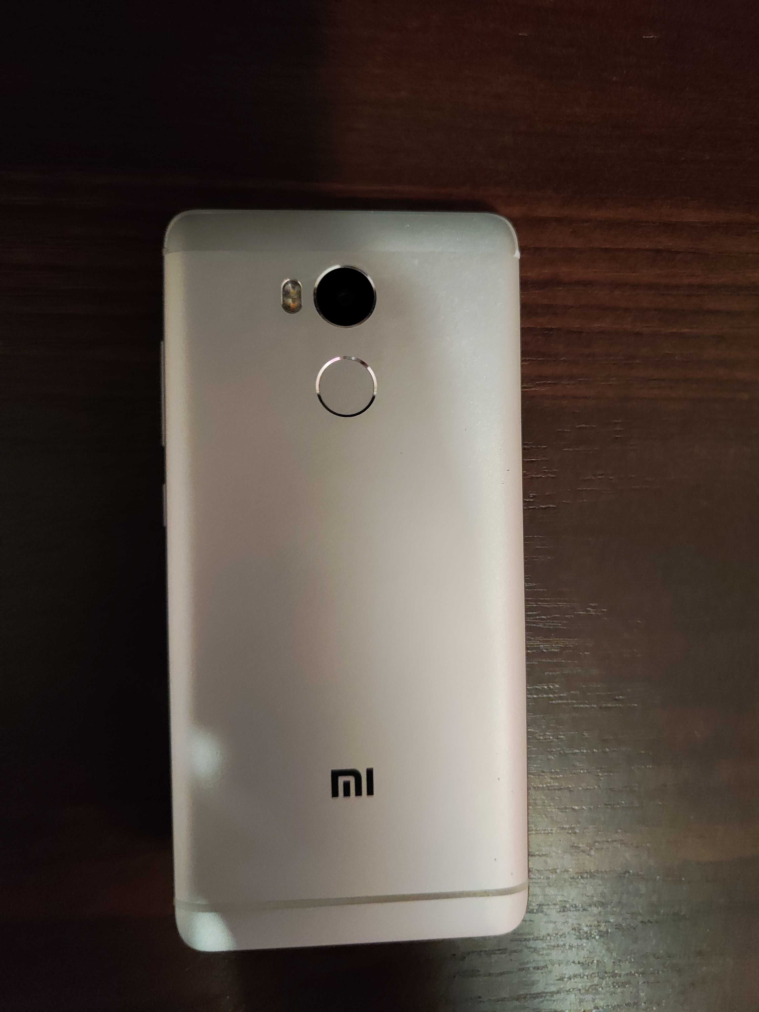 Смартфон Xiaomi Redmi 4 Prime 3/32 Silver