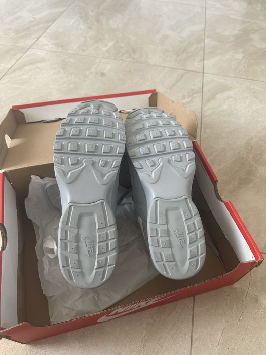 Nike Air Max Invigor