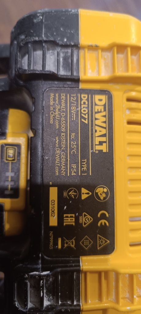 Lampa DeWalt dcl077  Aku