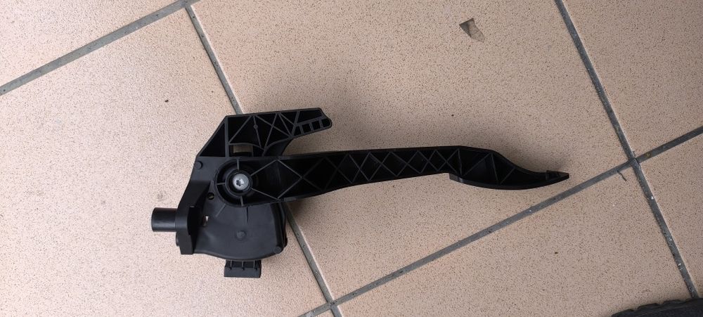 Pedal acelerador Opel corsa C