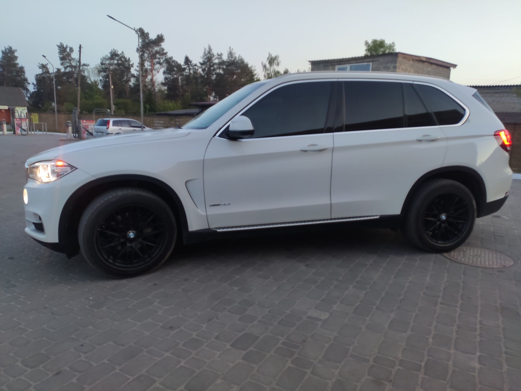 BMW X5 F15 Rent оренда авто для весілля та урочистостей