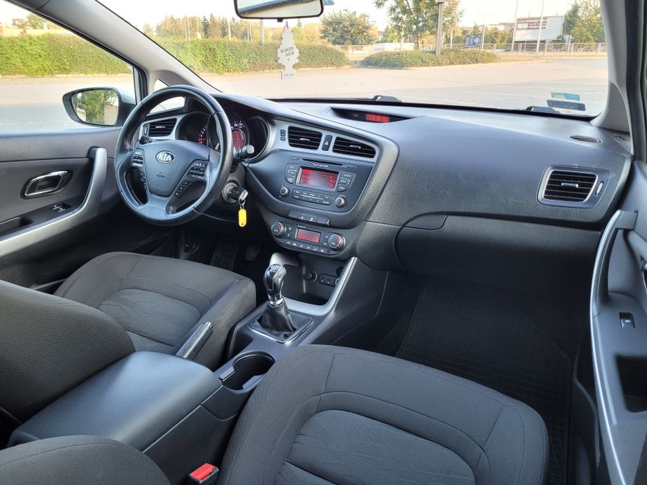 Ładna Kia Ceed kombi 1.6 Gdi 135km-2014 rok-Klima-Salon PL-Ekonomiczna