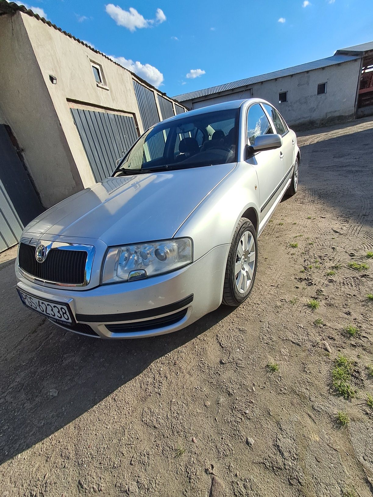 Sprzedam Skode Superb 1