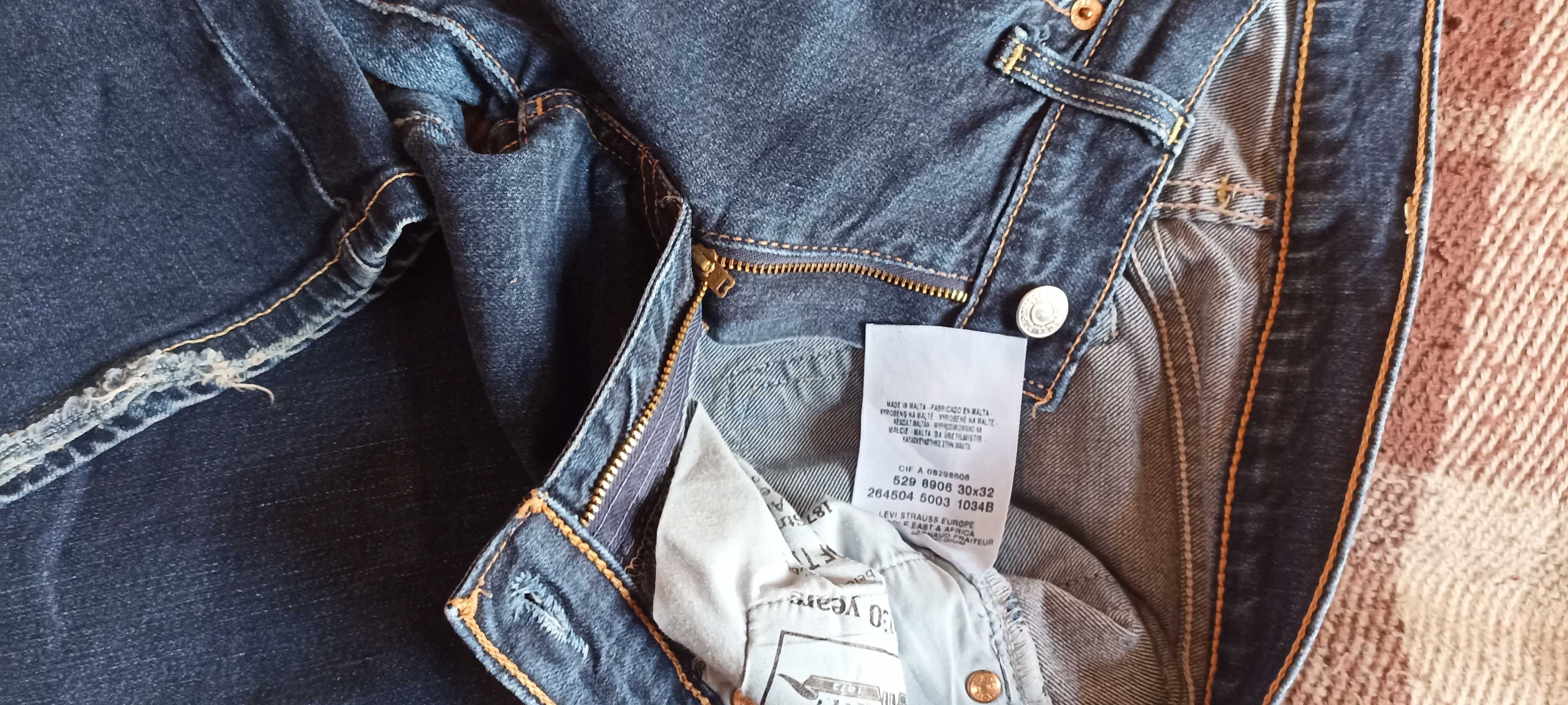 Levi's original jeans.model 529 size W30.  L32.