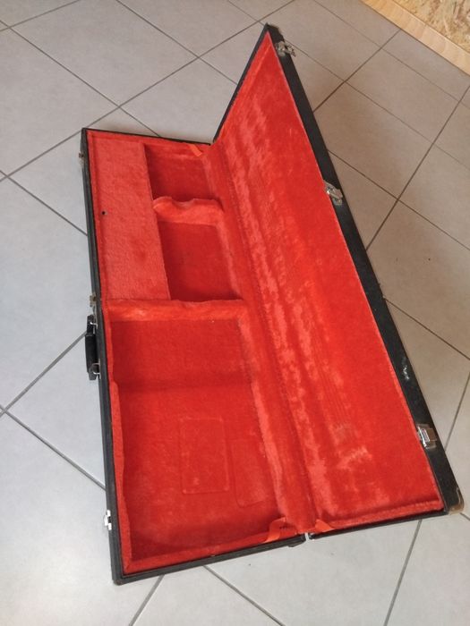 Guitarra Elétrica (com) ou (sem) estojo rígido