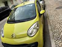 Citroen C1 amarelo a gasolina
