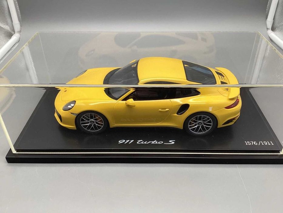 Porsche Turbo S + 1/18 + Vitrine + Spark + Resina + Portes Gratis