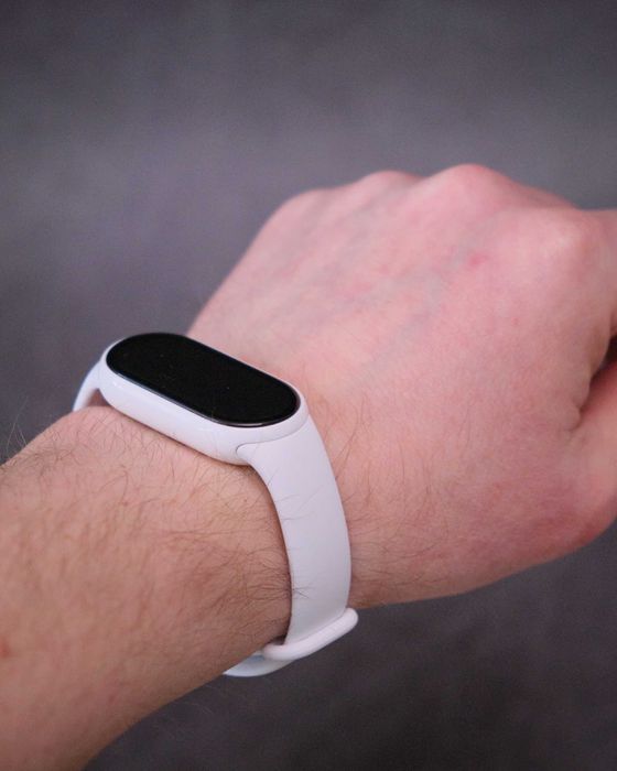 Продам Xiaomi Smart Band 10 Ceramic
