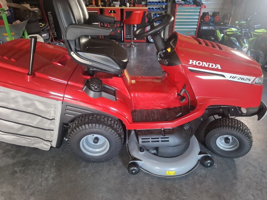 Kosiarka traktorek honda 2625 Demo