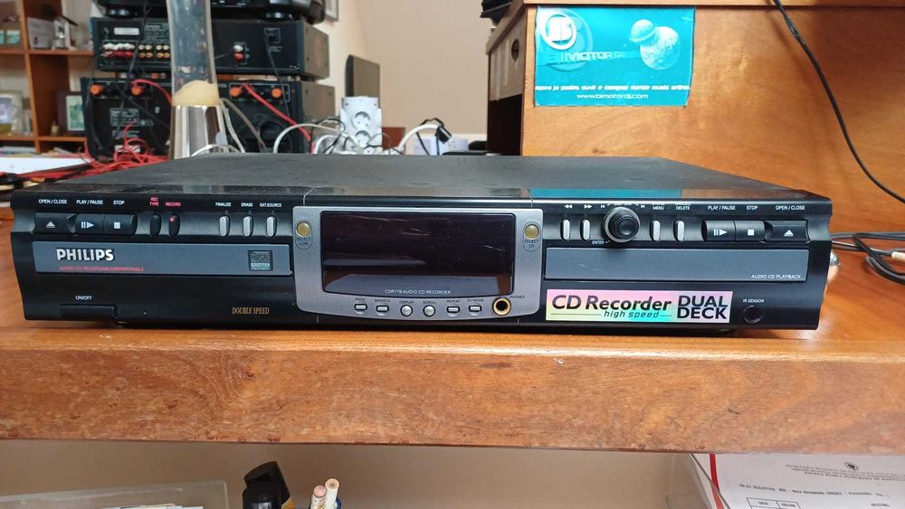 Leitor e gravador de CDs