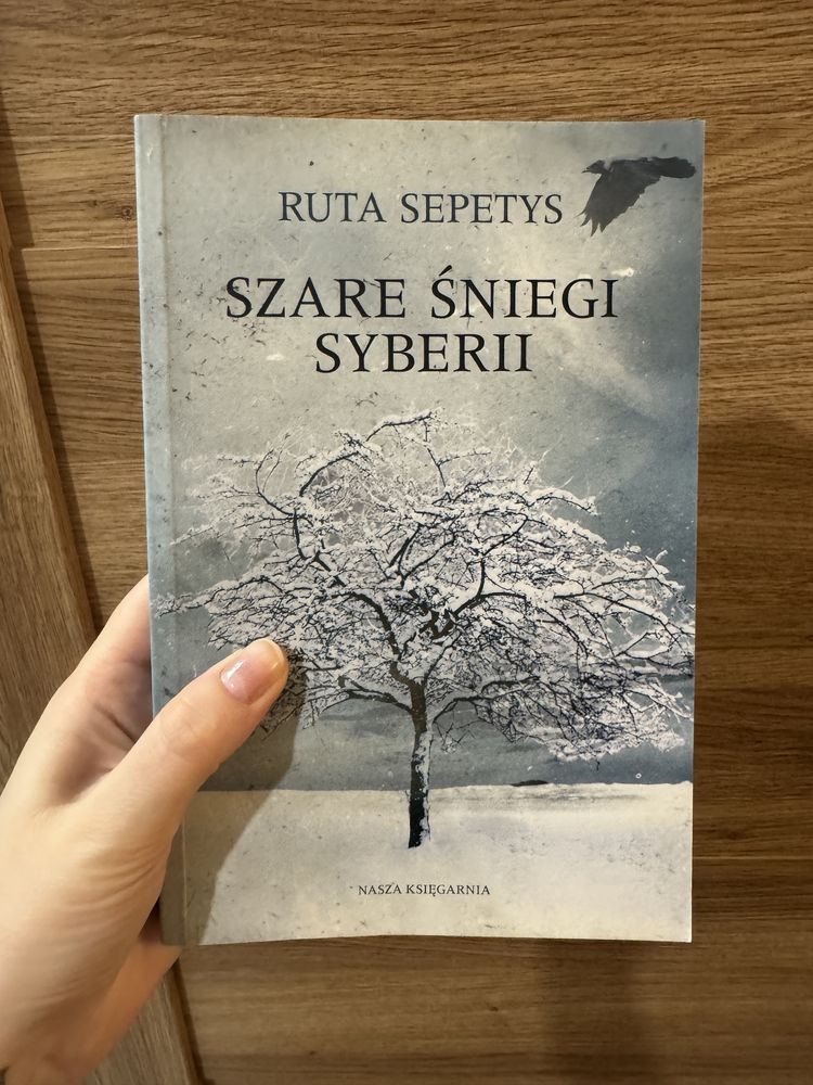 Szare śniegi Syberii Ruta Sepetys