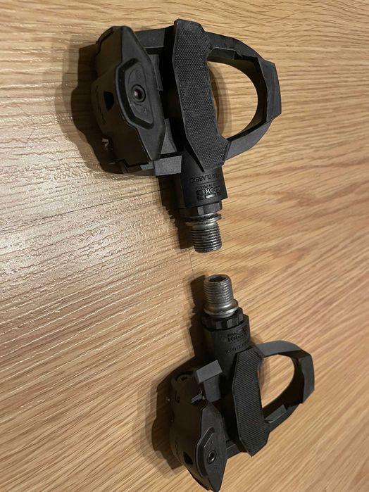 Pedais de estrada look + cleats