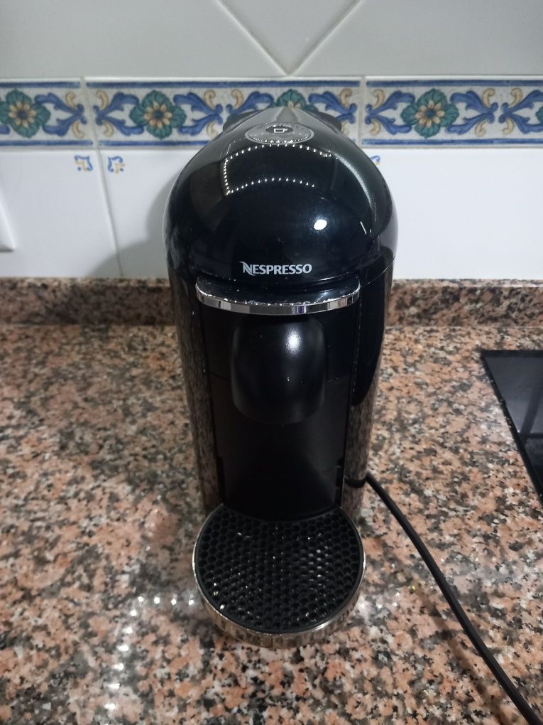 Maquina de cafe nespresso