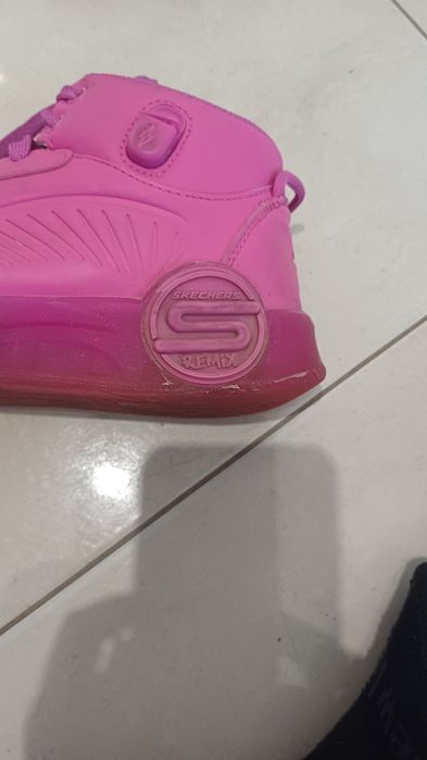 Świecące buty skechers