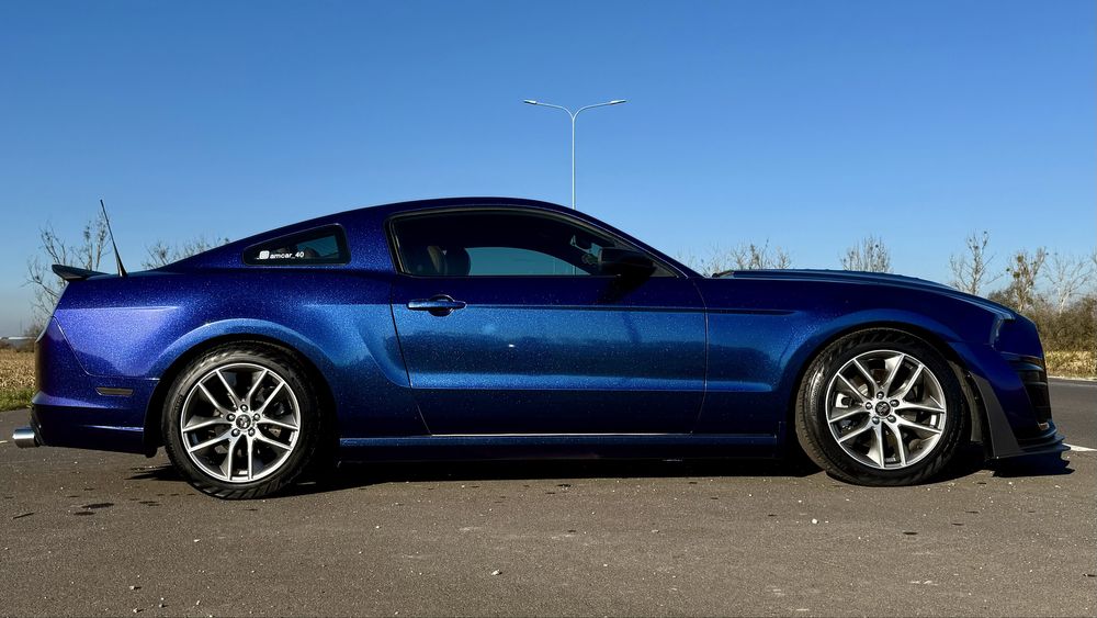 Ford Mustang Premium 3.7 V6 – aktywny wydech, GT500 look, PPF X-Colors