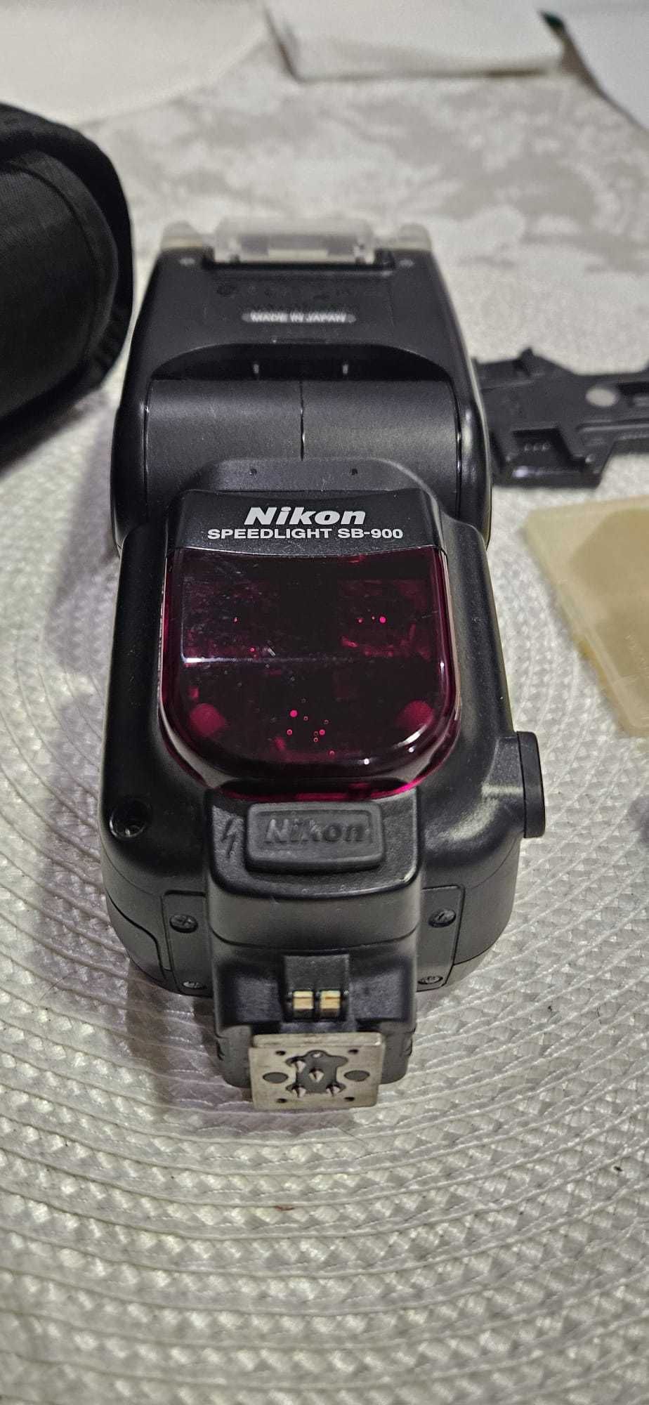 Flash Nikon Speedlight SB-900