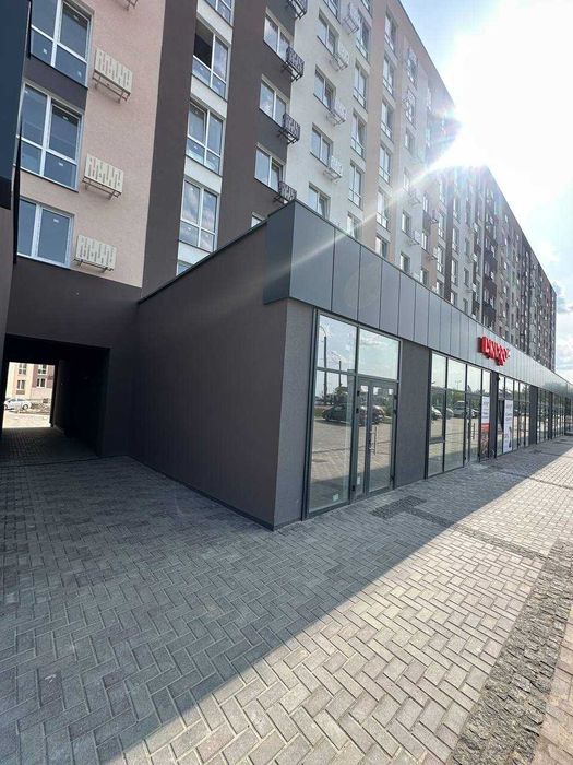 Луцьке Кільце 60м2 Здам ФАСАДНЕ приміщення з Ремонтом біля ЗУПИНКИ