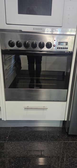 Placa vitroceramica + Forno