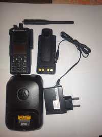 Продам или обменяю рацию motorola dp4800e UHF