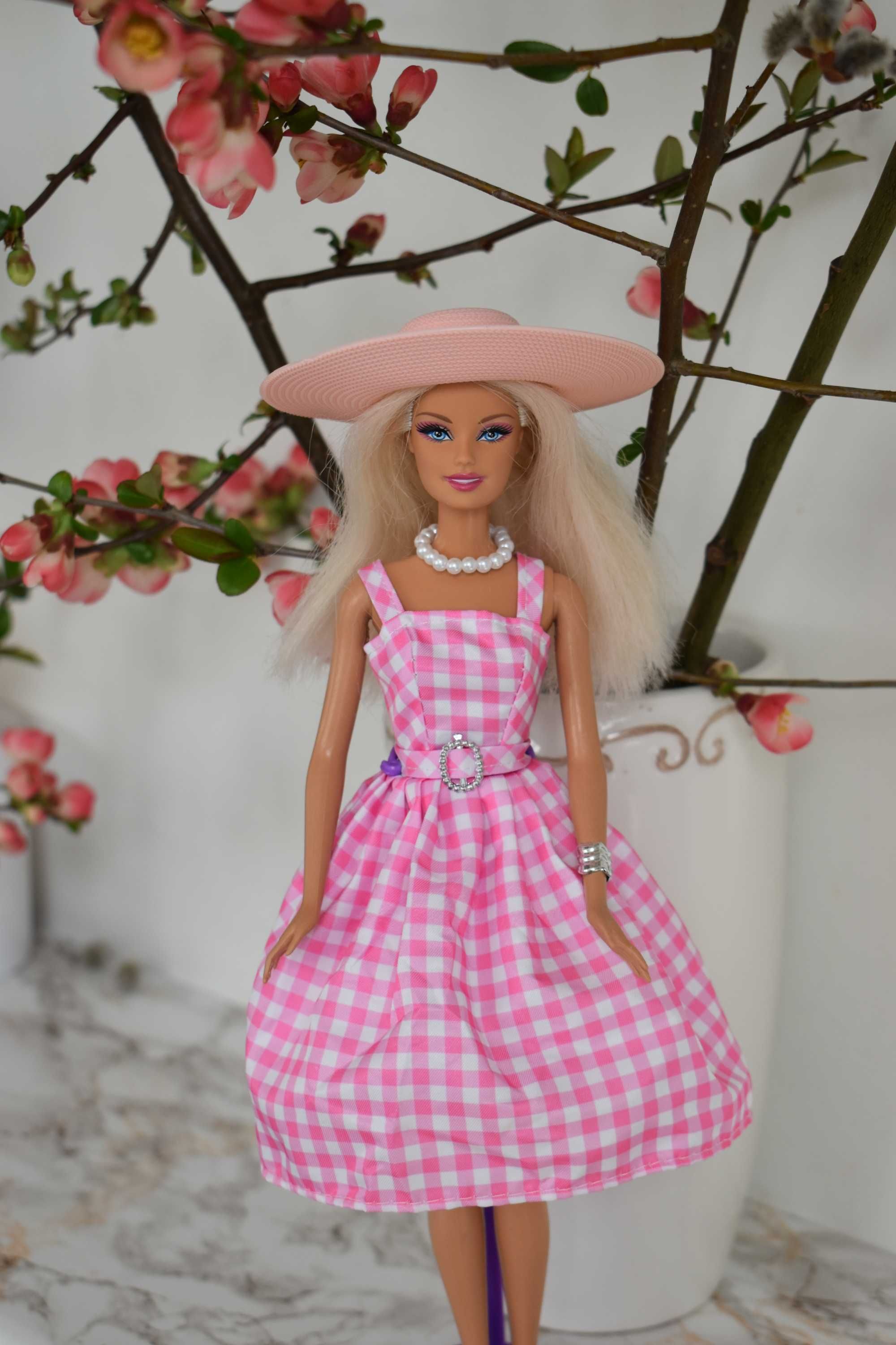 Ubranka dla Barbie - komplet