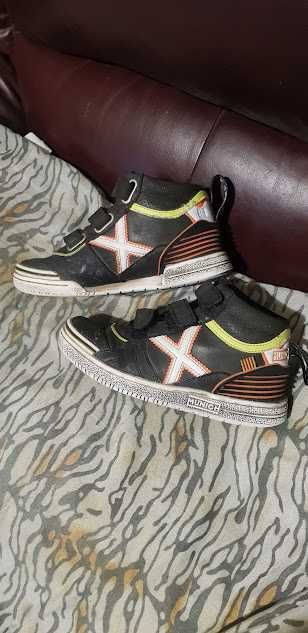 Черевики кросовки хлопчику 32р.