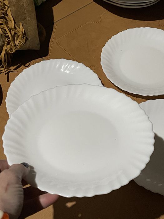 Cztery talerze deserowe Luminarc Feston