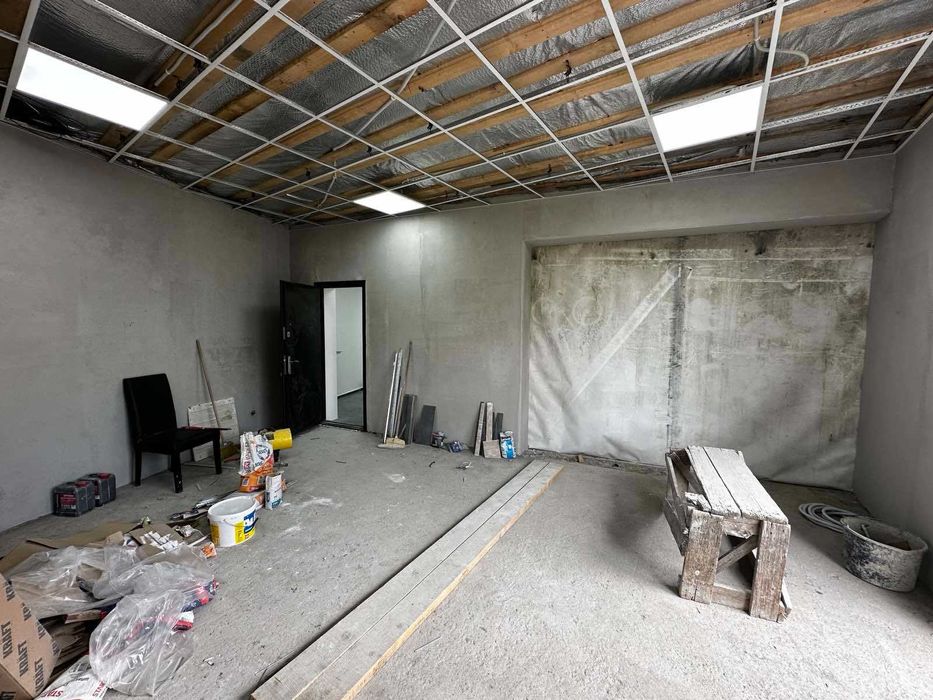 Продається магазин в смт. Буштино