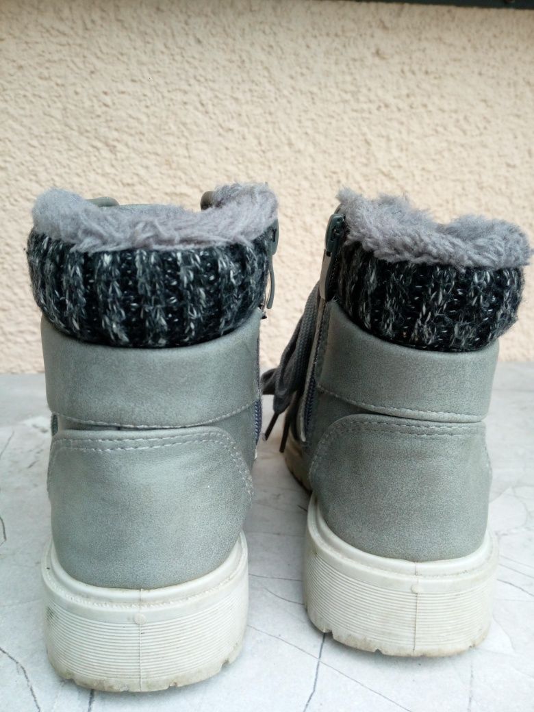 Kozaki roz31 na suwak buty na jesień i zimę śniegowce