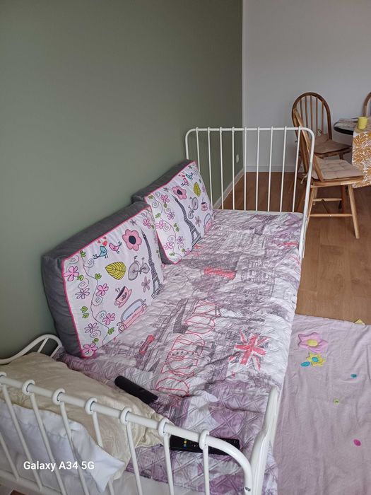 Łóżko dziecięce rosnące i szafa ikea