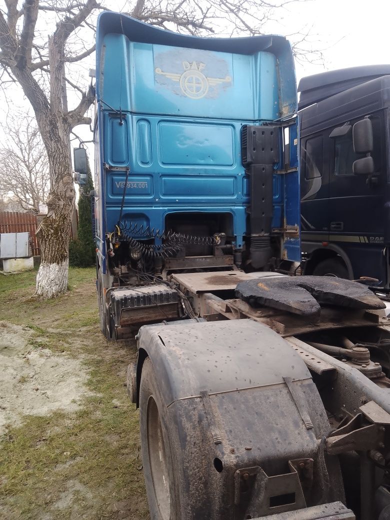 Продам Даф 95й 2001 рік перехідний
