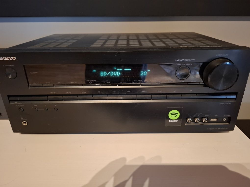 Amplituner ONKYO TX-NR626