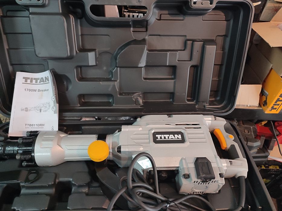 Відбійний молоток TITAN з Англії