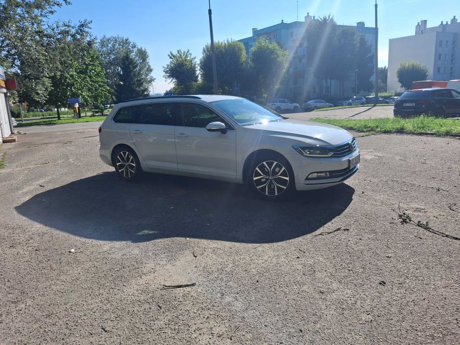Sprzedam Volkswagen Passat 1,4 TSI LED