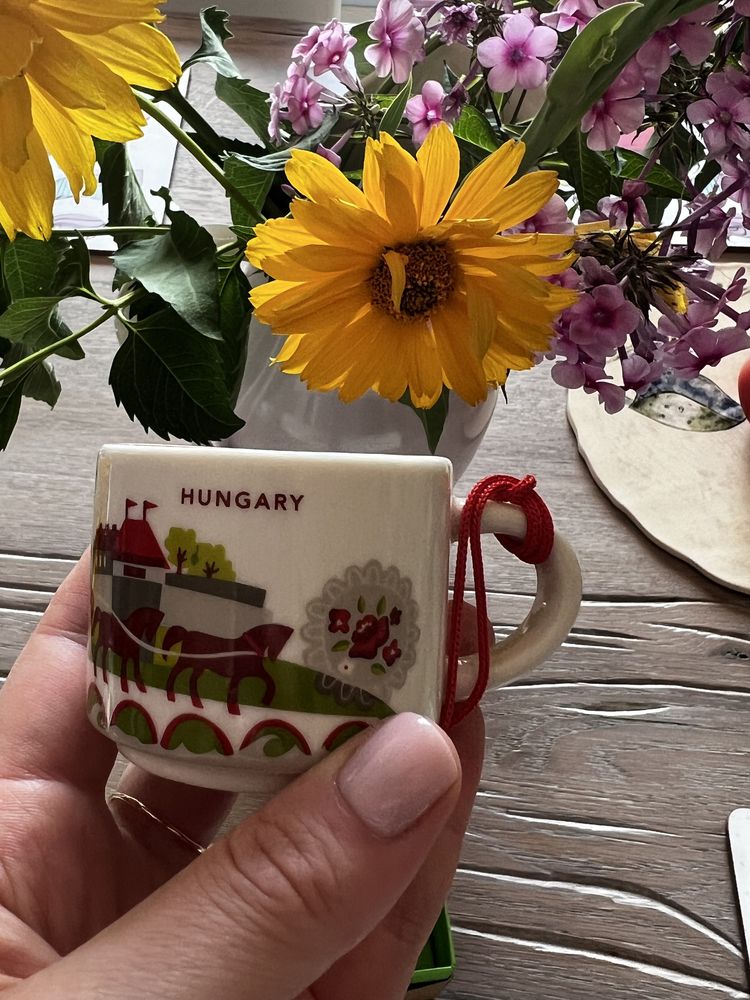 Espresso filiżanka Starbucks ornament Węgry Budapeszt