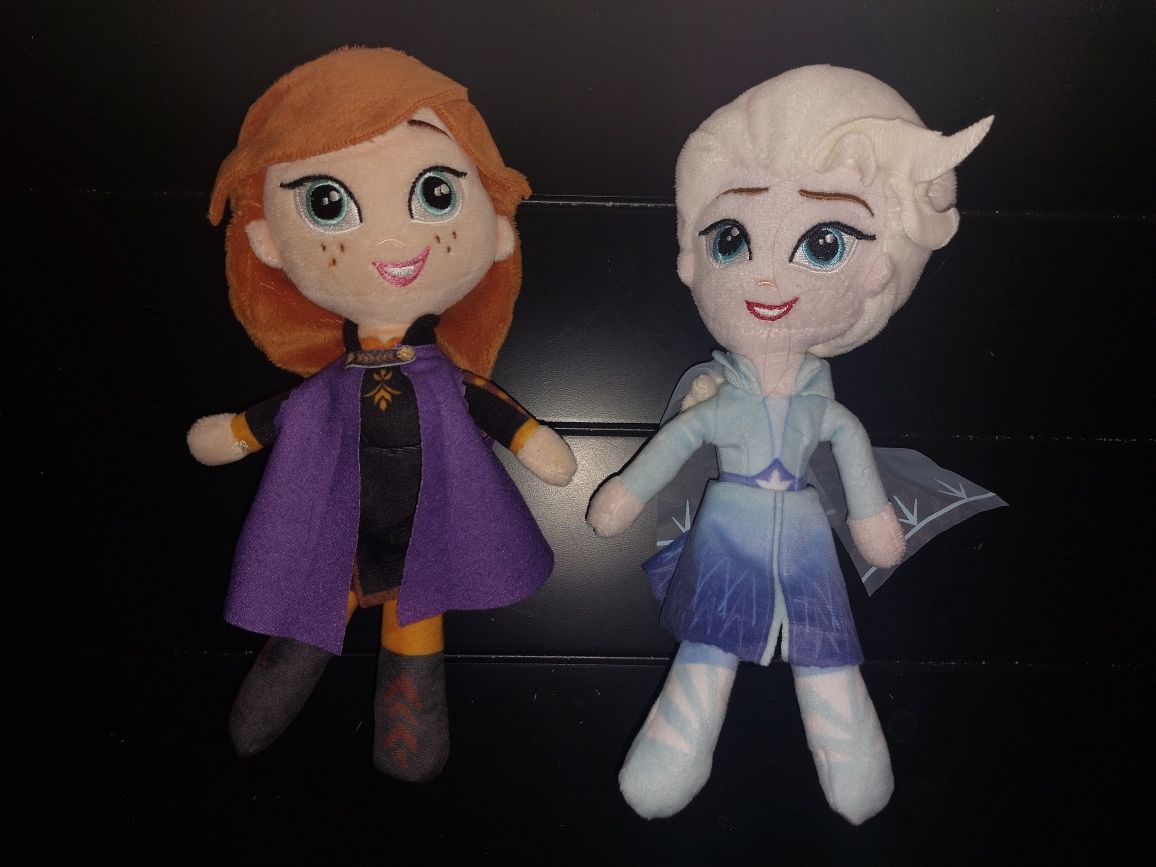 Frozen Anna e Elsa - Oficial Disney / Famosa