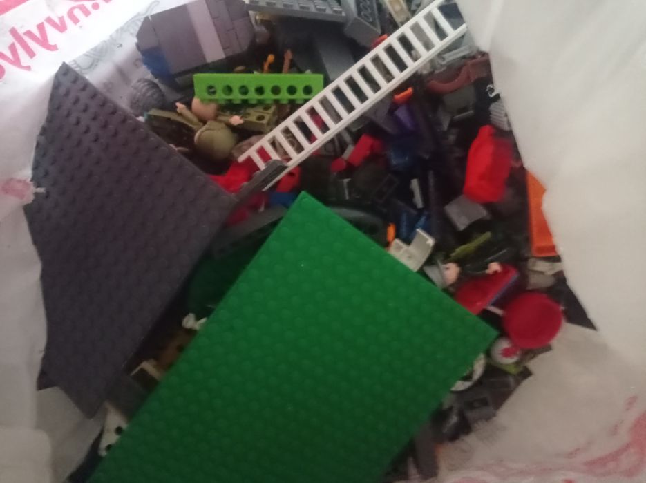 Продам деталі конструктора"лего"