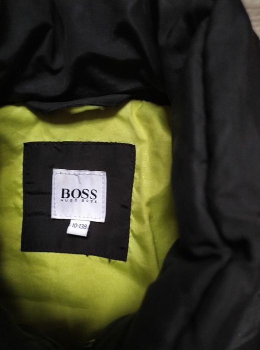 Hugo boss- sliczna kurtka czarna- 134 - 10 l bomberka
