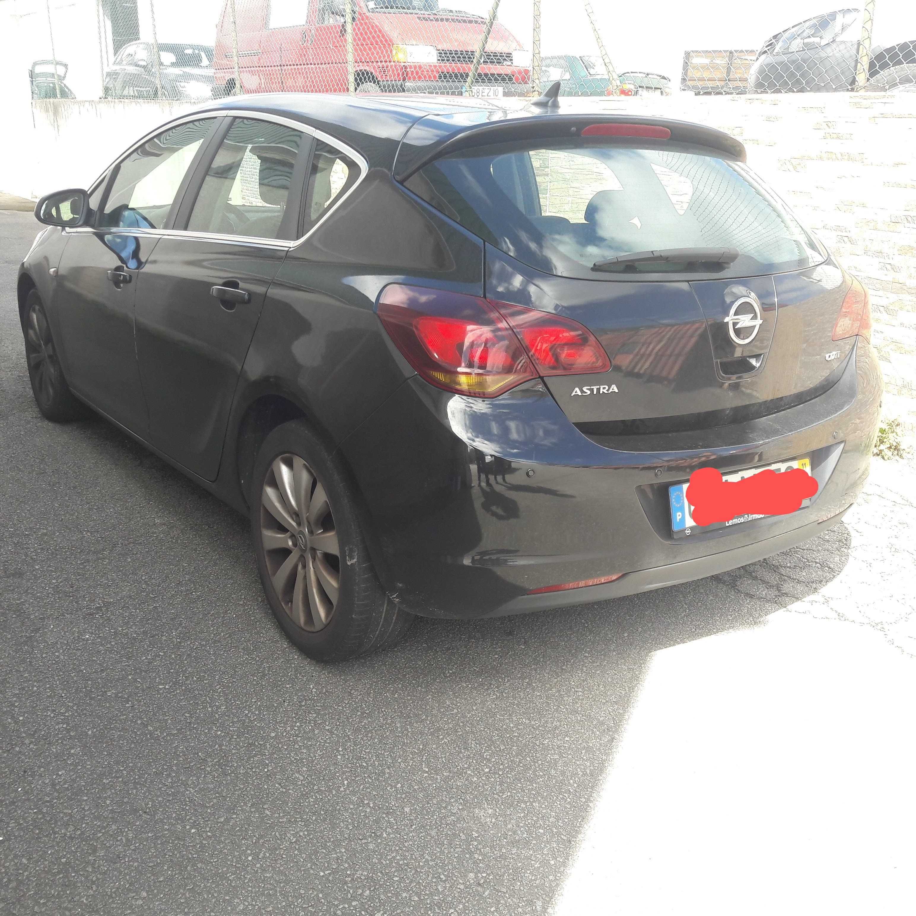Opel Astra j 1.7 CDTI COSMO